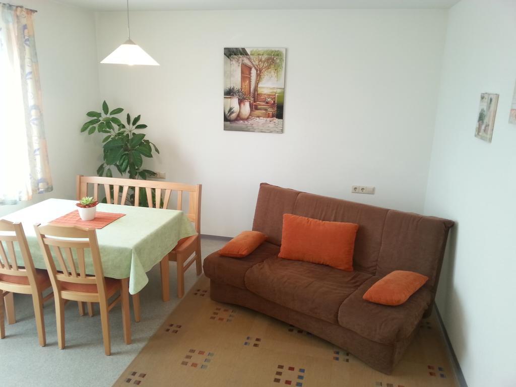 Ferienwohnung Taubertal Familie Arold Креглинген Екстериор снимка